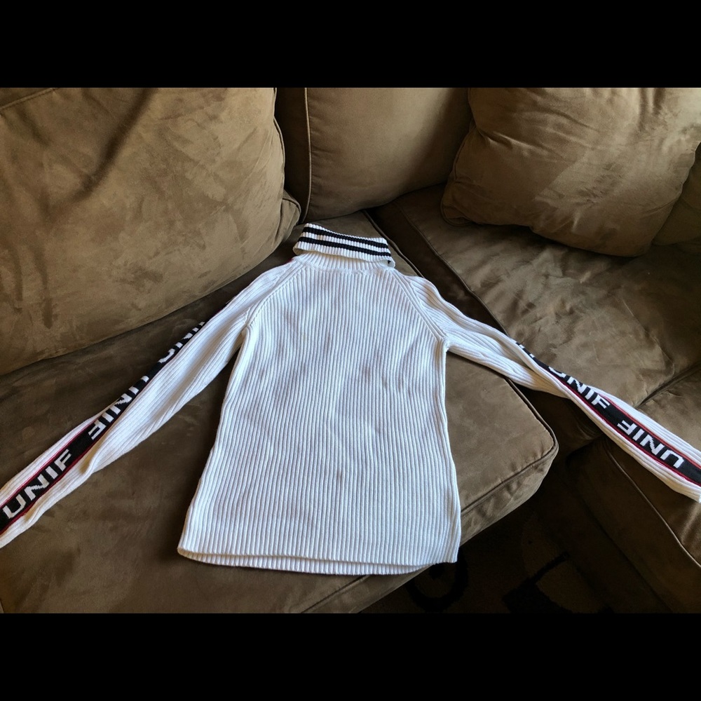 UNIF Cropped Top Badsport White Turtleneck Sweater - Picture 5 of 13